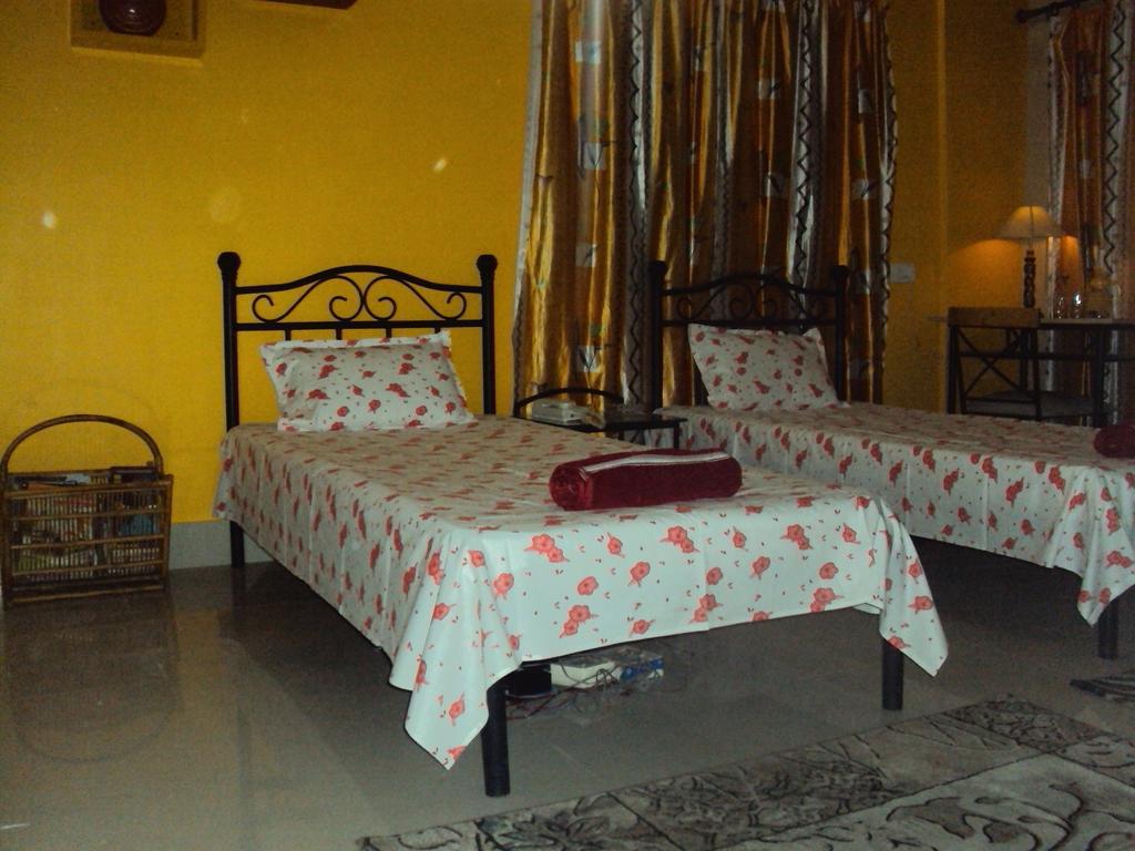 Hotel Kings Castle Ґувахаті Номер фото